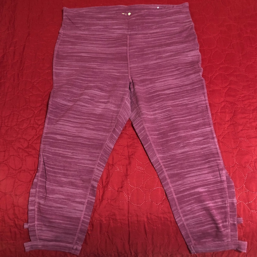 Xersion Fitted workout pants/leggings